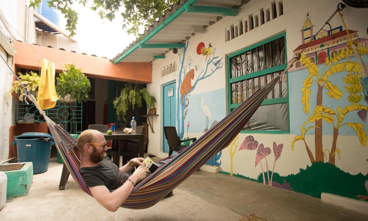 Pueblito Magico Hostel - Mompox Екстер'єр фото